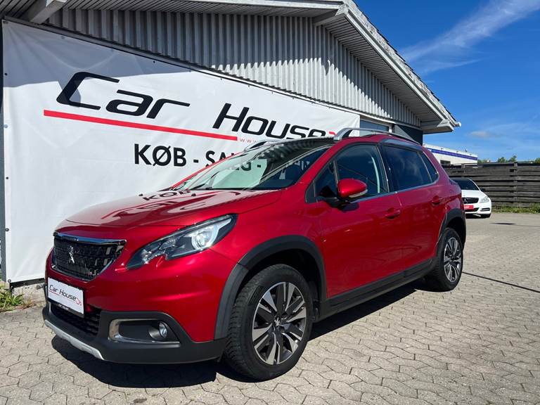 Peugeot 2008 1,2 PureTech 110 Prestige Sky