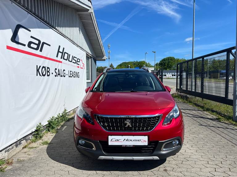 Peugeot 2008 1,2 PureTech 110 Prestige Sky