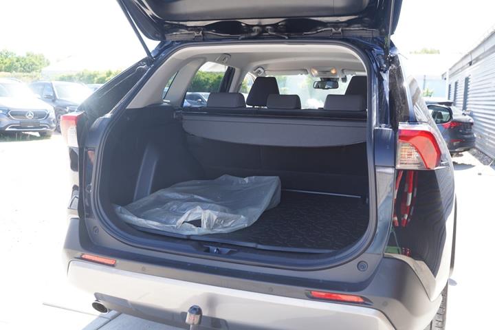 Sort Toyota RAV4 fra 2019