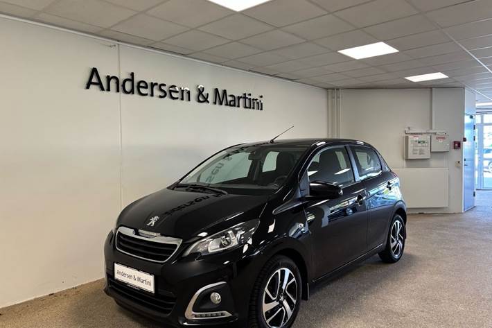 Sort Peugeot 108 fra 2021