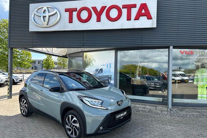 Grøn Toyota Aygo X fra 2025
