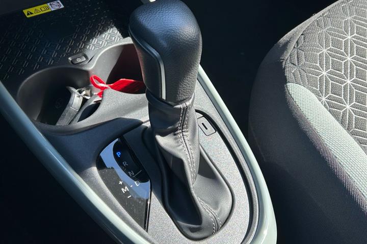 Grøn Toyota Aygo X fra 2025