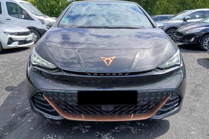 Grå Cupra Born fra 2023
