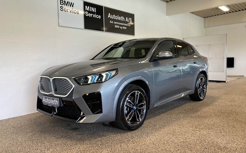 BMW iX2 xDrive30 M-Sport