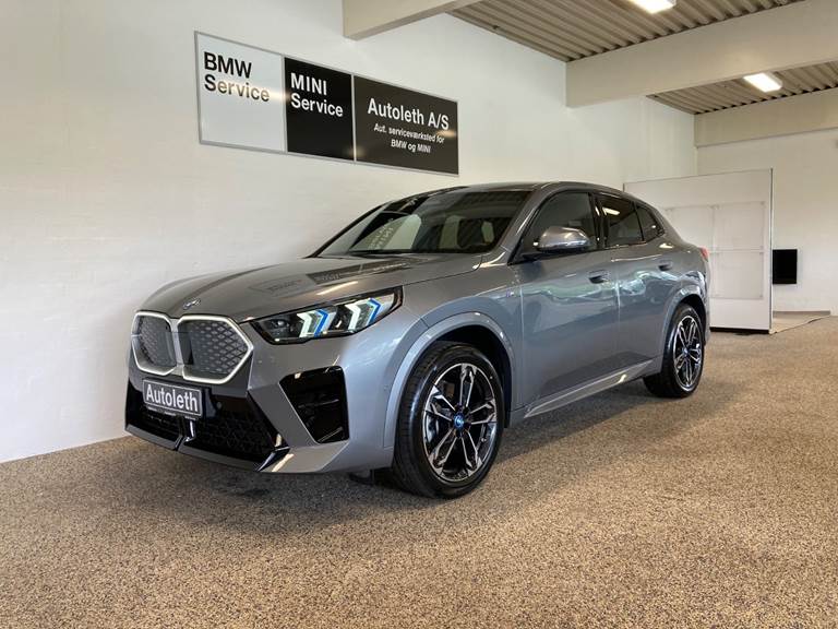 BMW iX2 xDrive30 M-Sport
