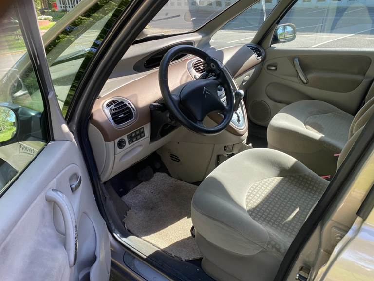 Citroën Xsara Picasso 2,0i 16V aut.
