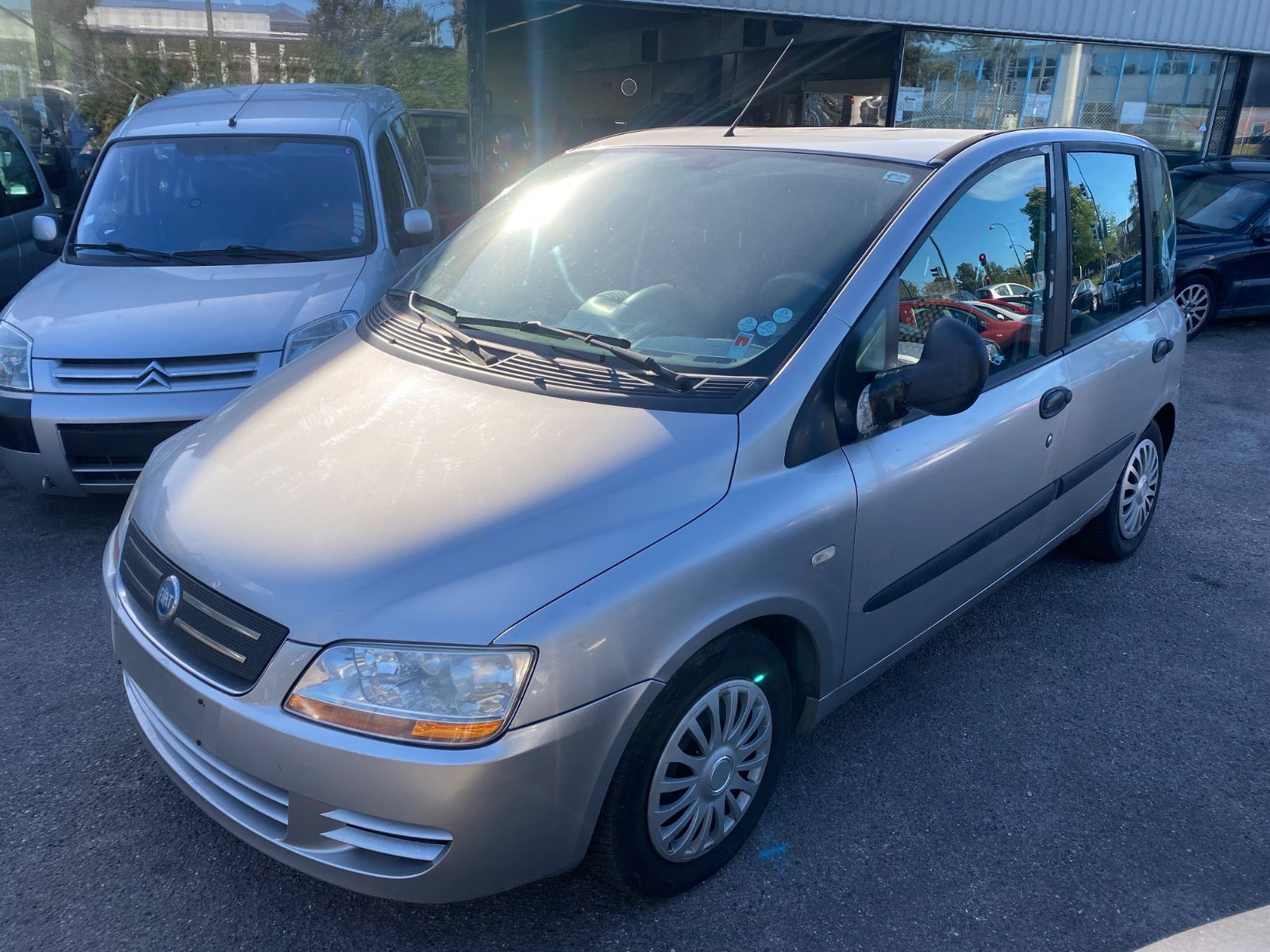 undefined Fiat Multipla fra 2005 set udefra