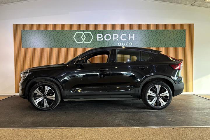 Sort Volvo C40 fra 2023