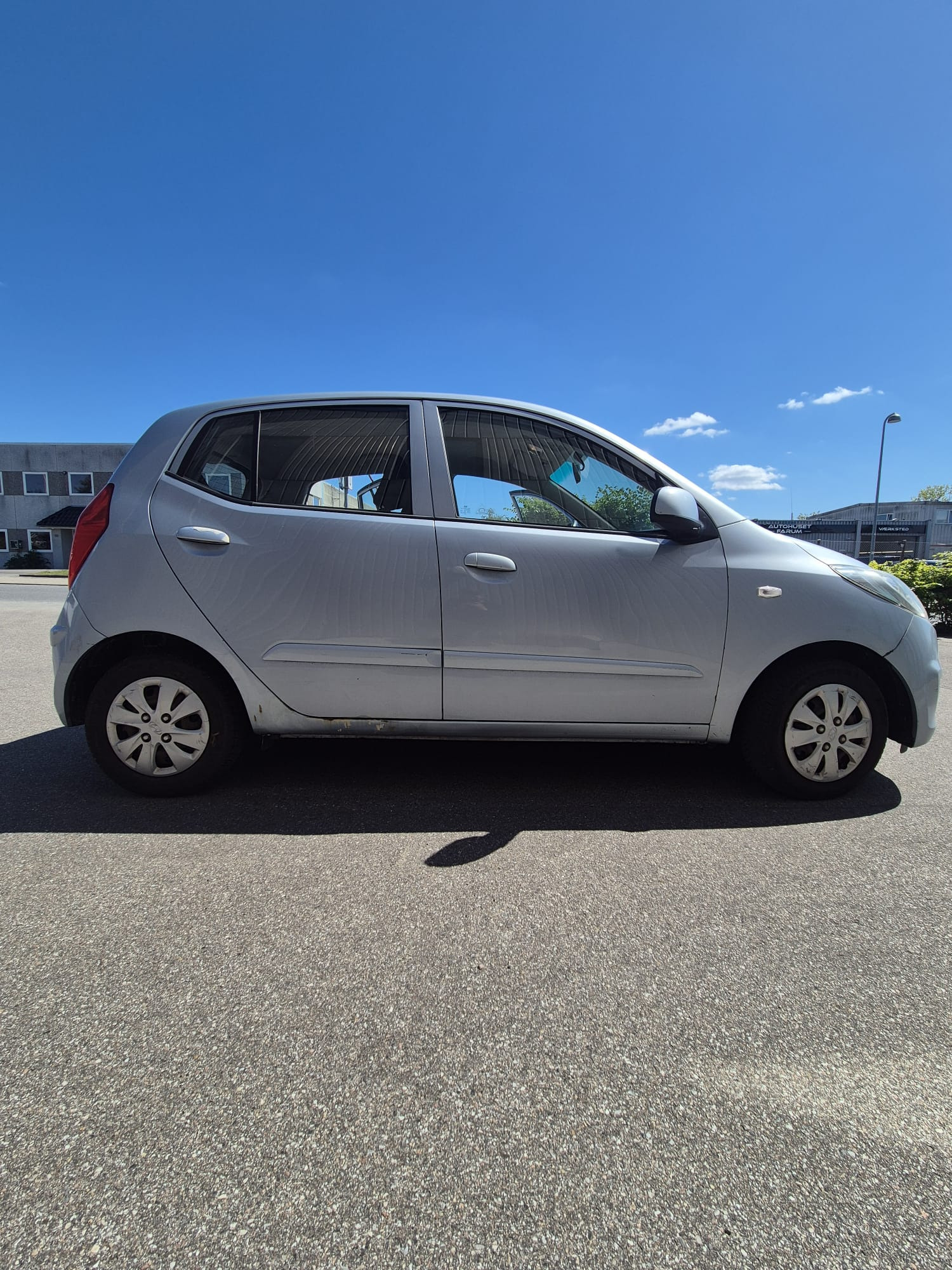 Turquoise Hyundai i10 fra 2012