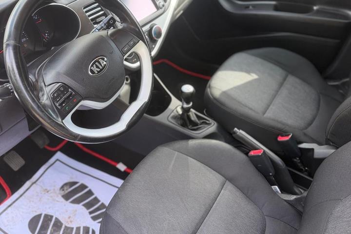 Sort Kia Picanto fra 2016