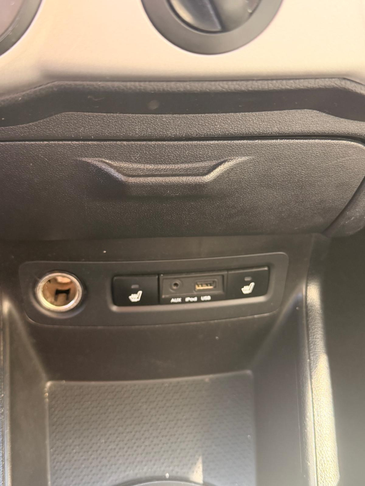 Turquoise Hyundai i20 fra 2010