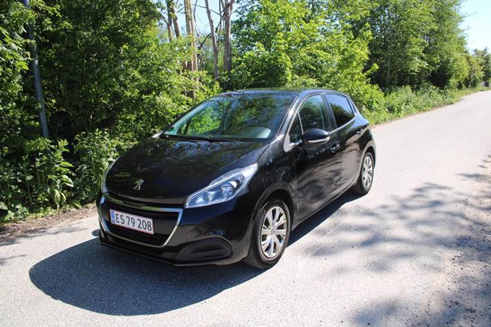undefined Peugeot 208 fra 2018