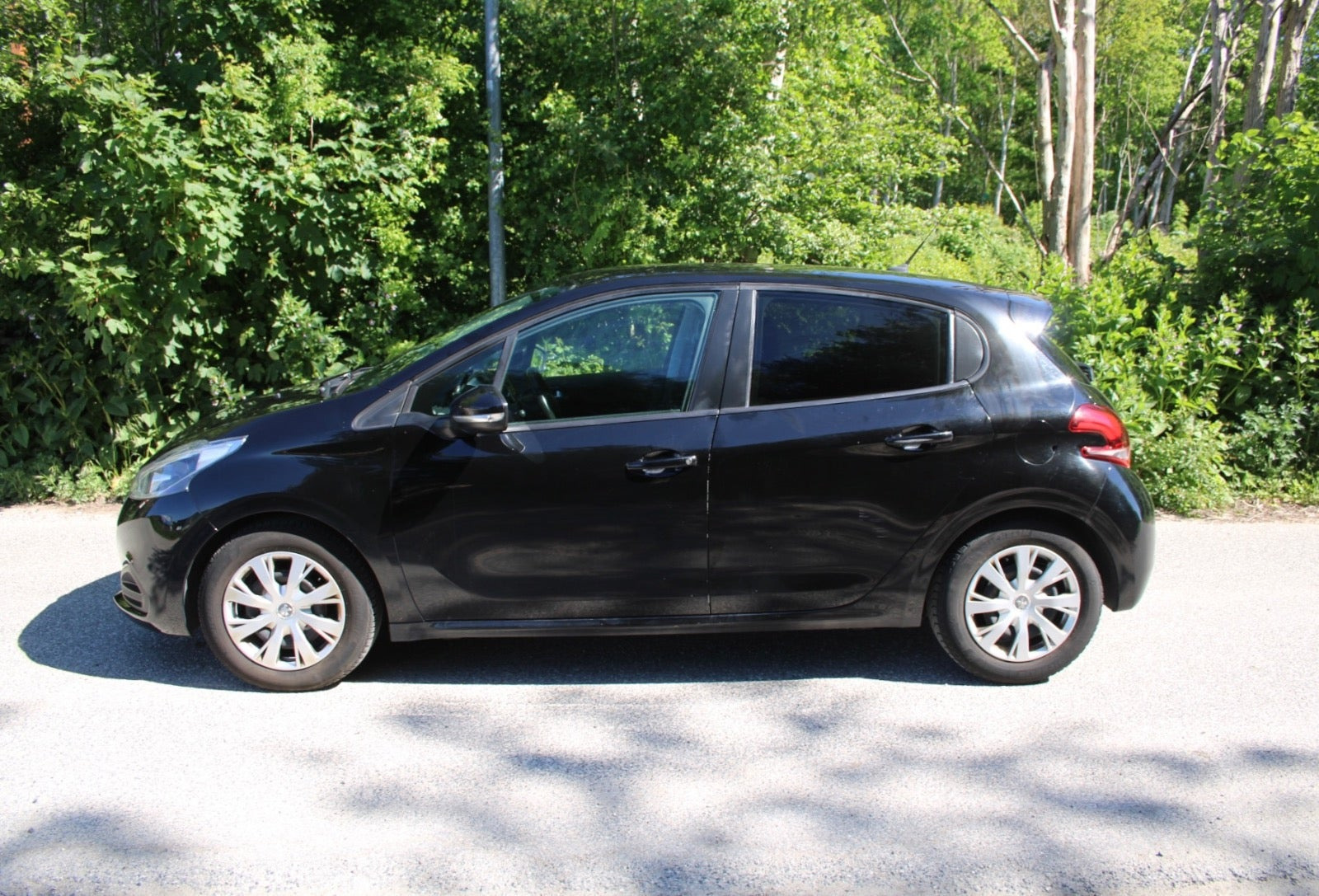 undefined Peugeot 208 fra 2018