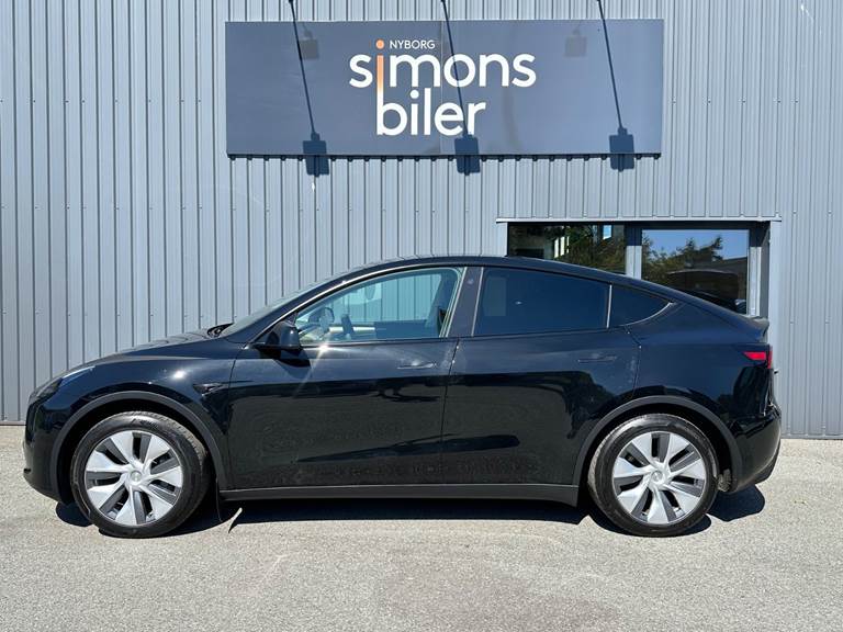 Tesla Model Y Long Range RWD
