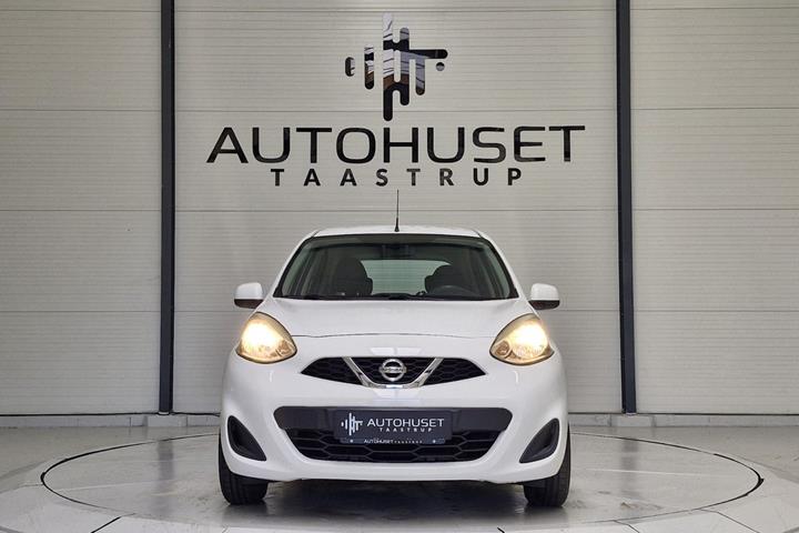 Hvid Nissan Micra fra 2013