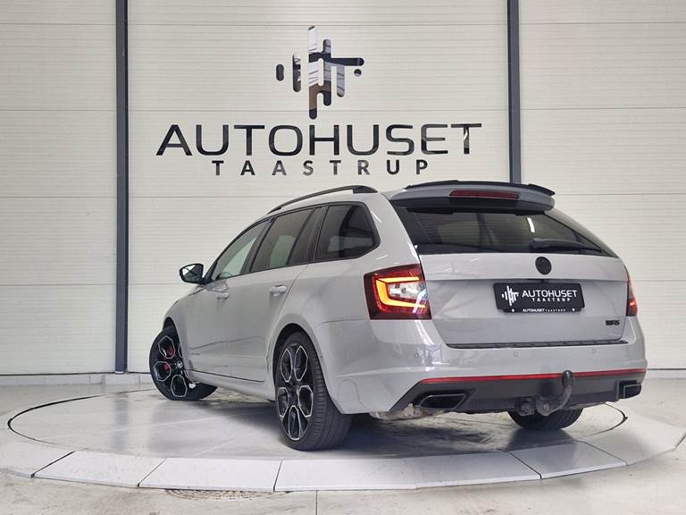 Skoda Octavia 2,0 TSi 245 RS Combi DSG