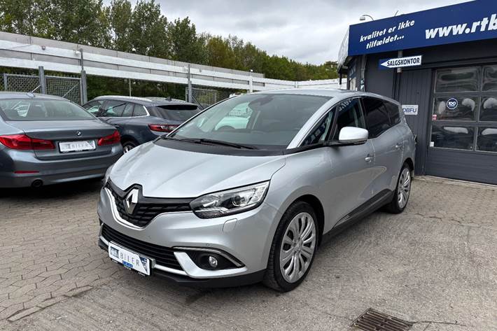 Hvid Renault Grand Scenic IV fra 2018