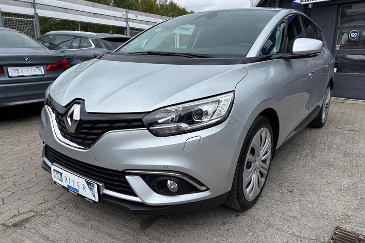 Hvid Renault Grand Scenic IV fra 2018