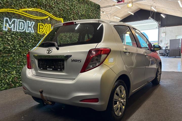 undefined Toyota Yaris fra 2012