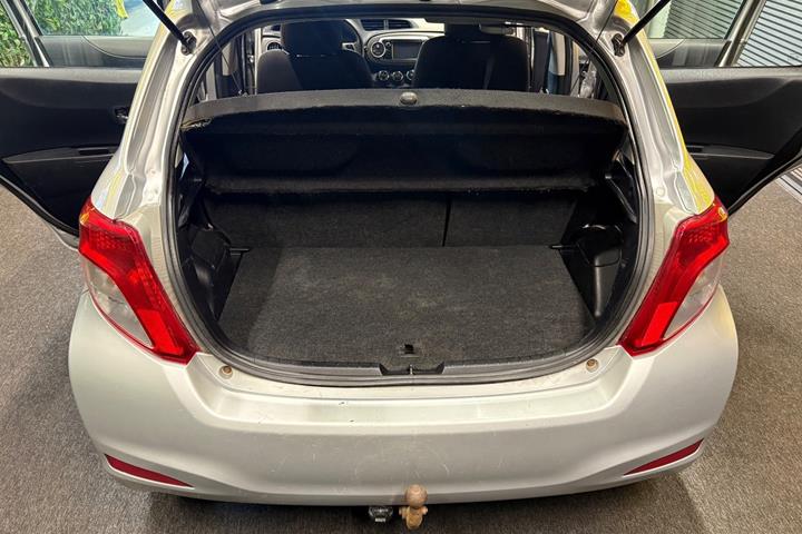 undefined Toyota Yaris fra 2012