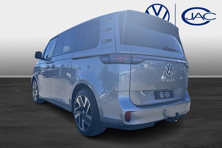 Sølv VW ID.Buzz fra 2025