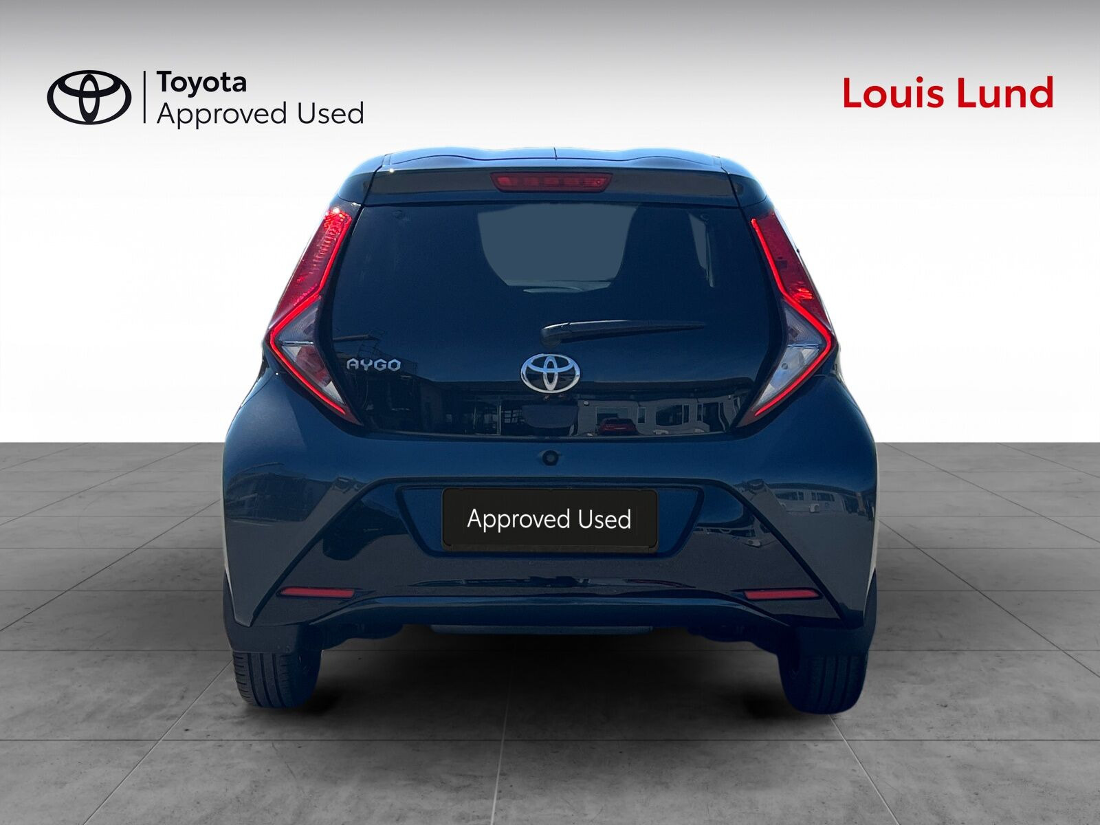 Grå Toyota Aygo fra 2021