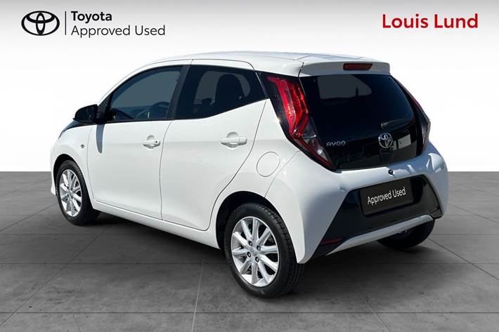 Hvid Toyota Aygo fra 2019