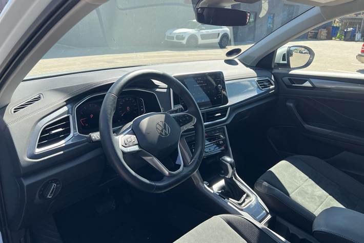 Hvid VW T-Roc fra 2023