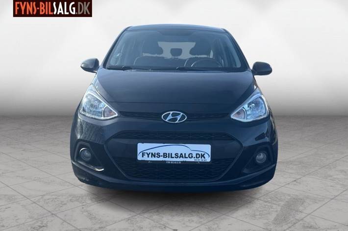 Sort Hyundai i10 fra 2015