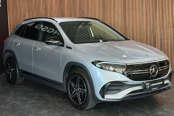 Sølv Mercedes EQA250 fra 2022