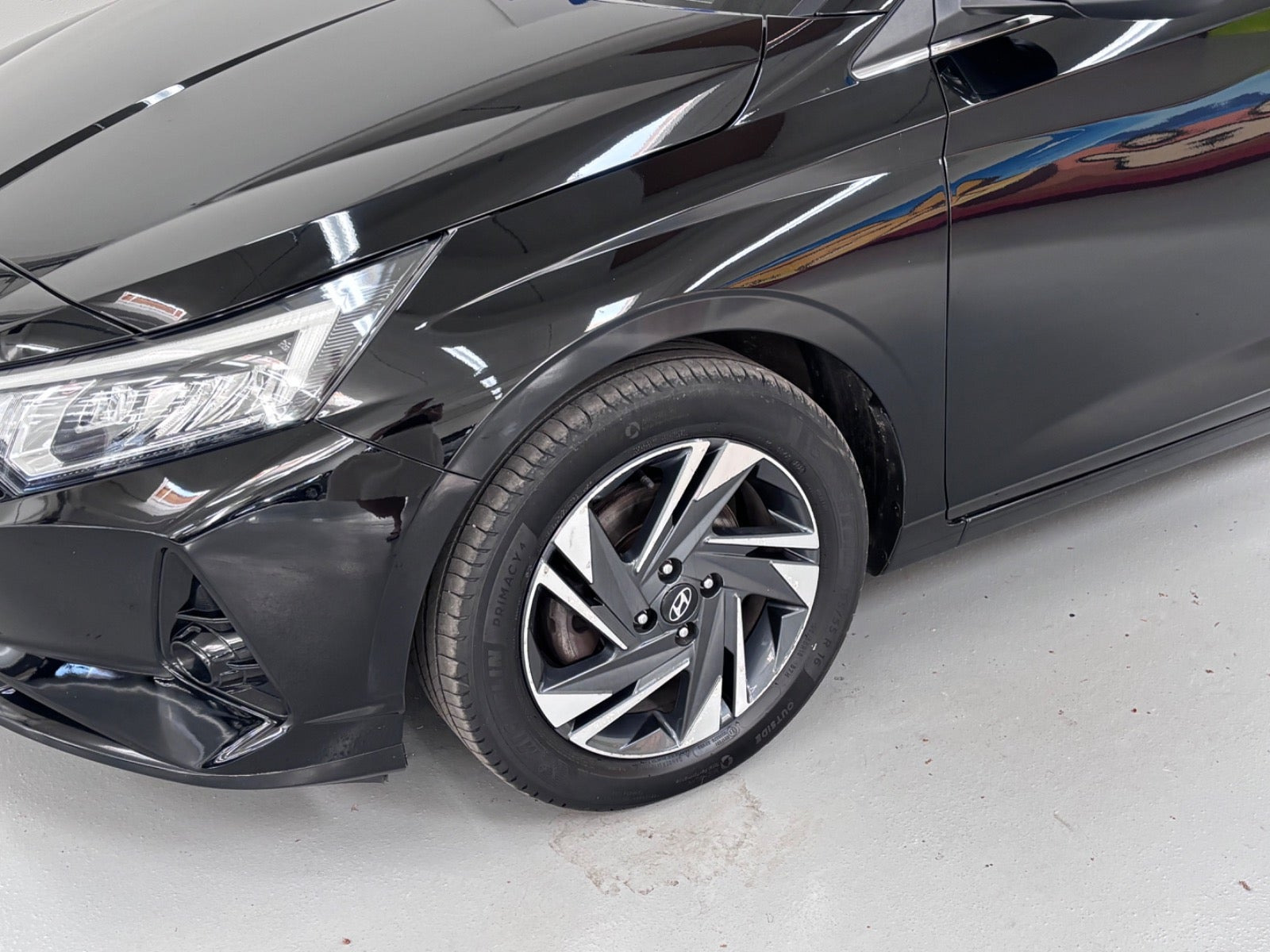 Sort Hyundai i20 fra 2020