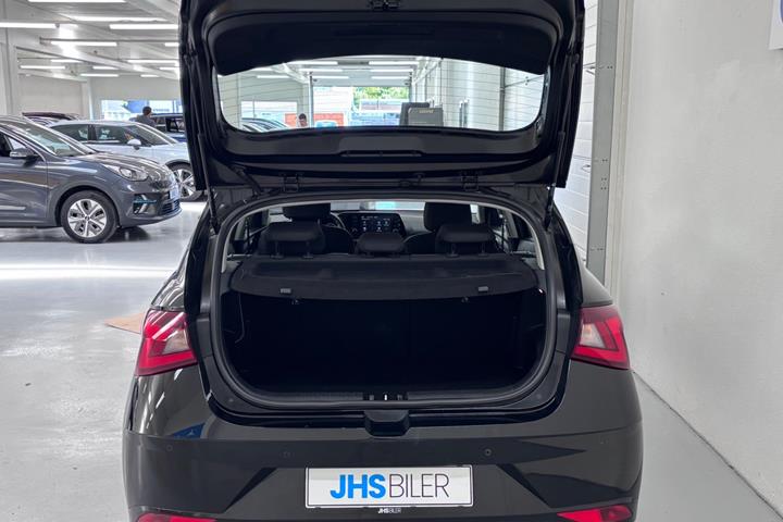 Sort Hyundai i20 fra 2020