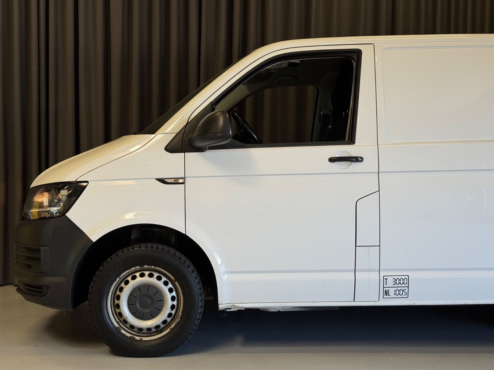 Hvid VW Transporter fra 2016