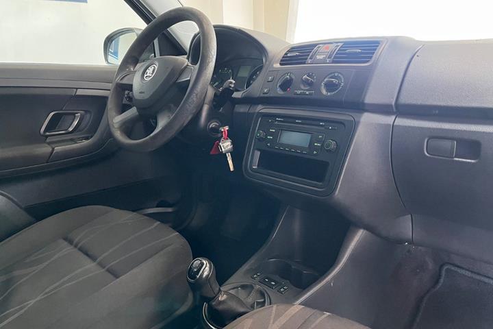 Sort Skoda Fabia fra 2013