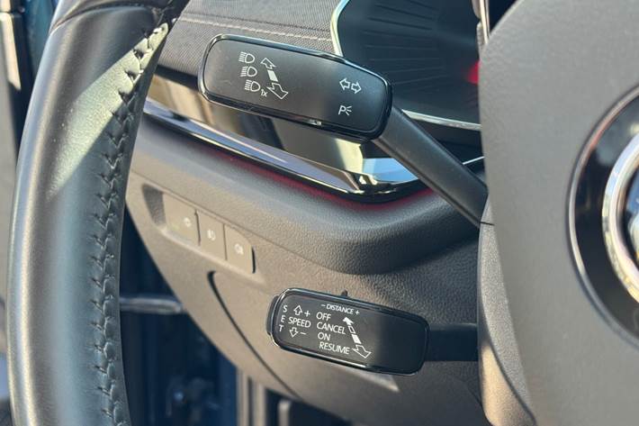 Blå Skoda Octavia fra 2021