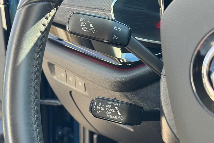 Blå Skoda Octavia fra 2021