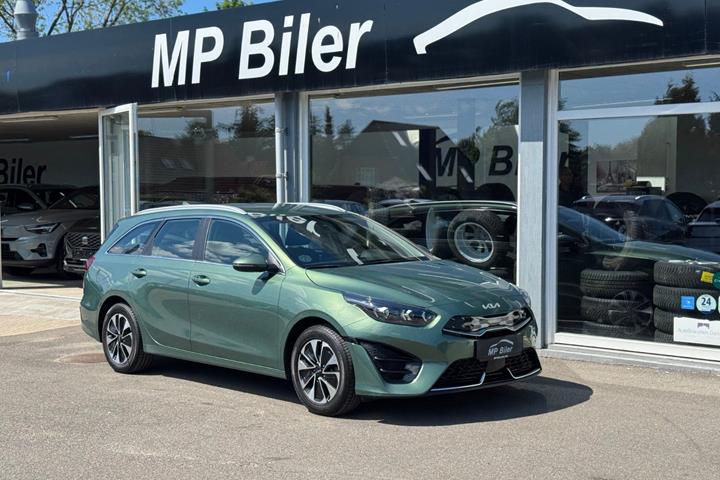 Grøn Kia Ceed fra 2023