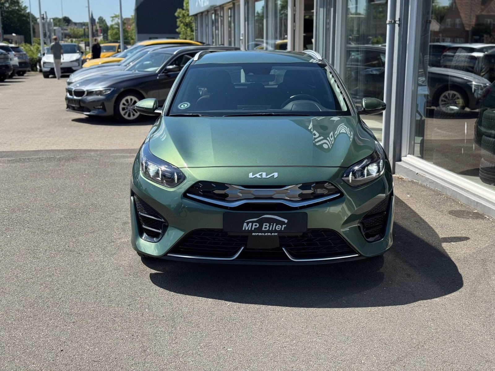 Grøn Kia Ceed fra 2023