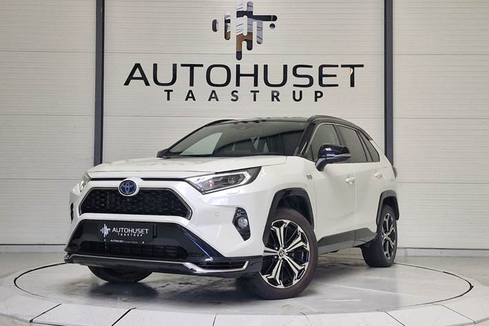 Hvid Toyota RAV4 fra 2021
