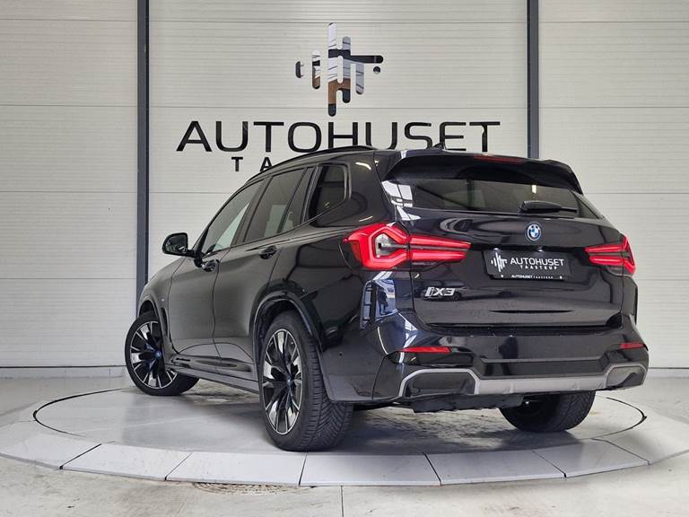 BMW iX3 Charged Plus M-Sport