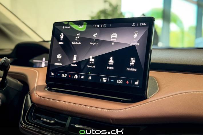 Hvid Skoda Enyaq fra 2022