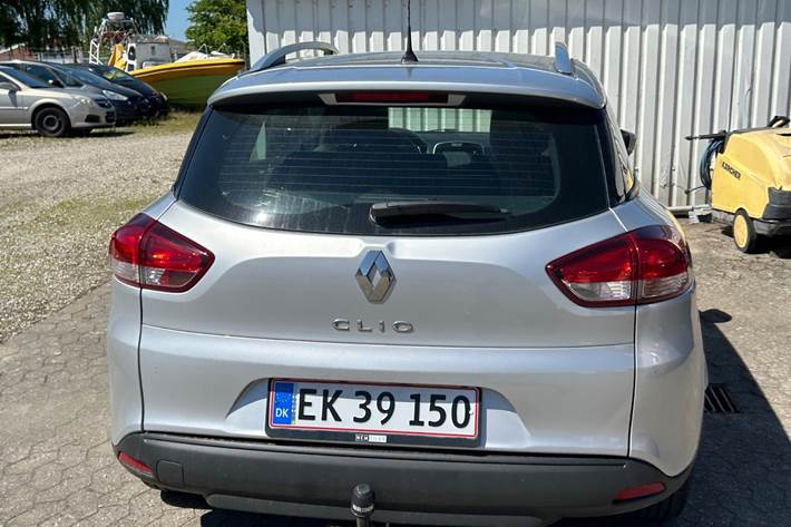 Grå Renault Clio IV fra 2017