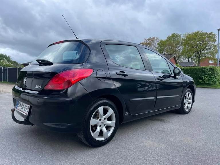 Peugeot 308 1,6 HDI 90HK