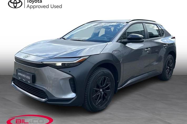 undefined Toyota BZ4X fra 2025 set udefra