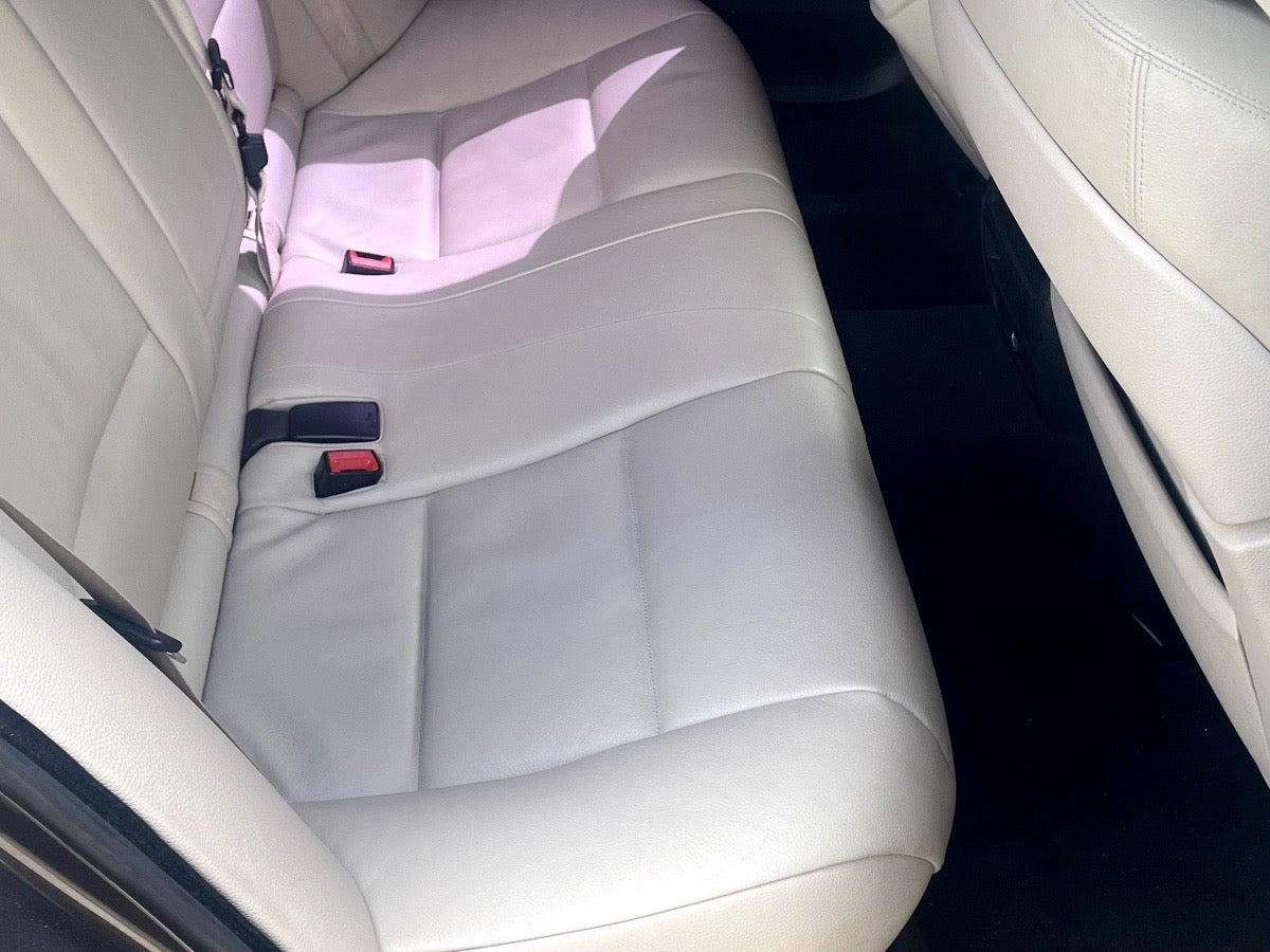 Grøn BMW 530d fra 2011