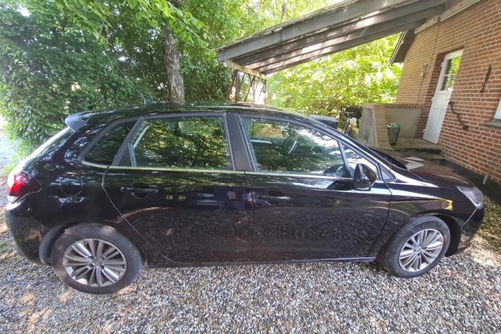 Sort Citroën C4 fra 2016