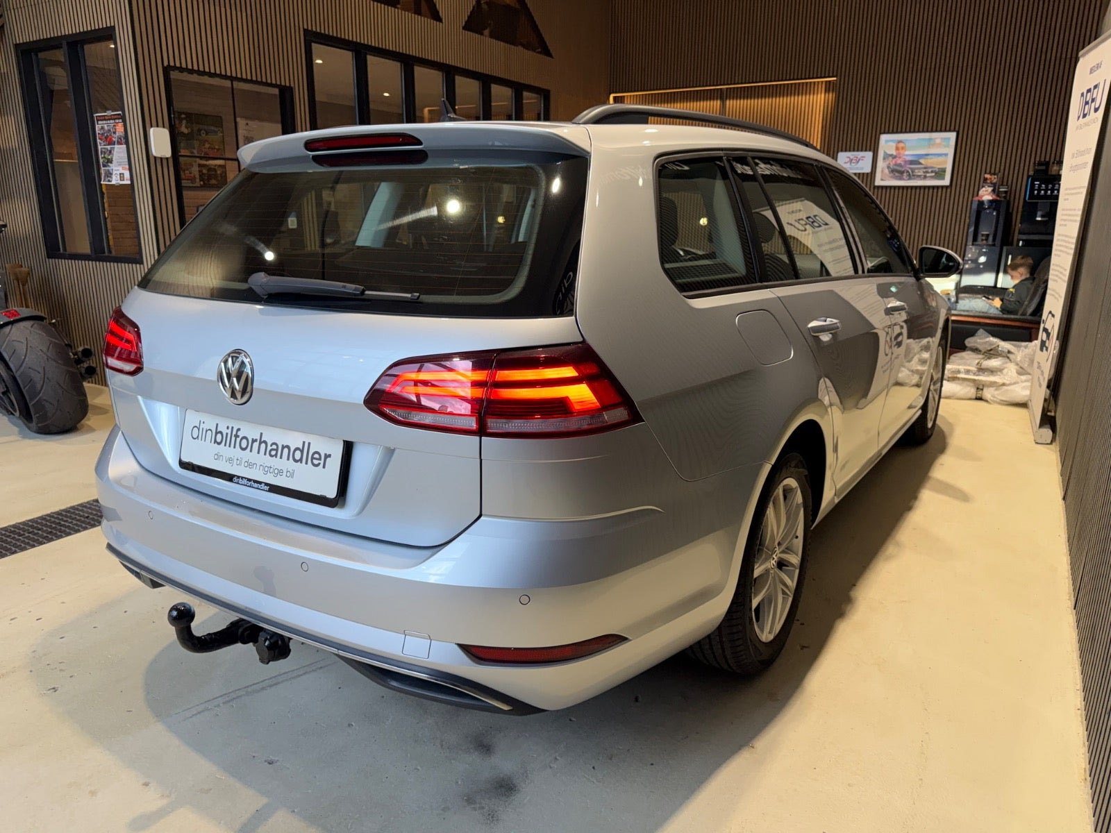 Sølv VW Golf VII fra 2018