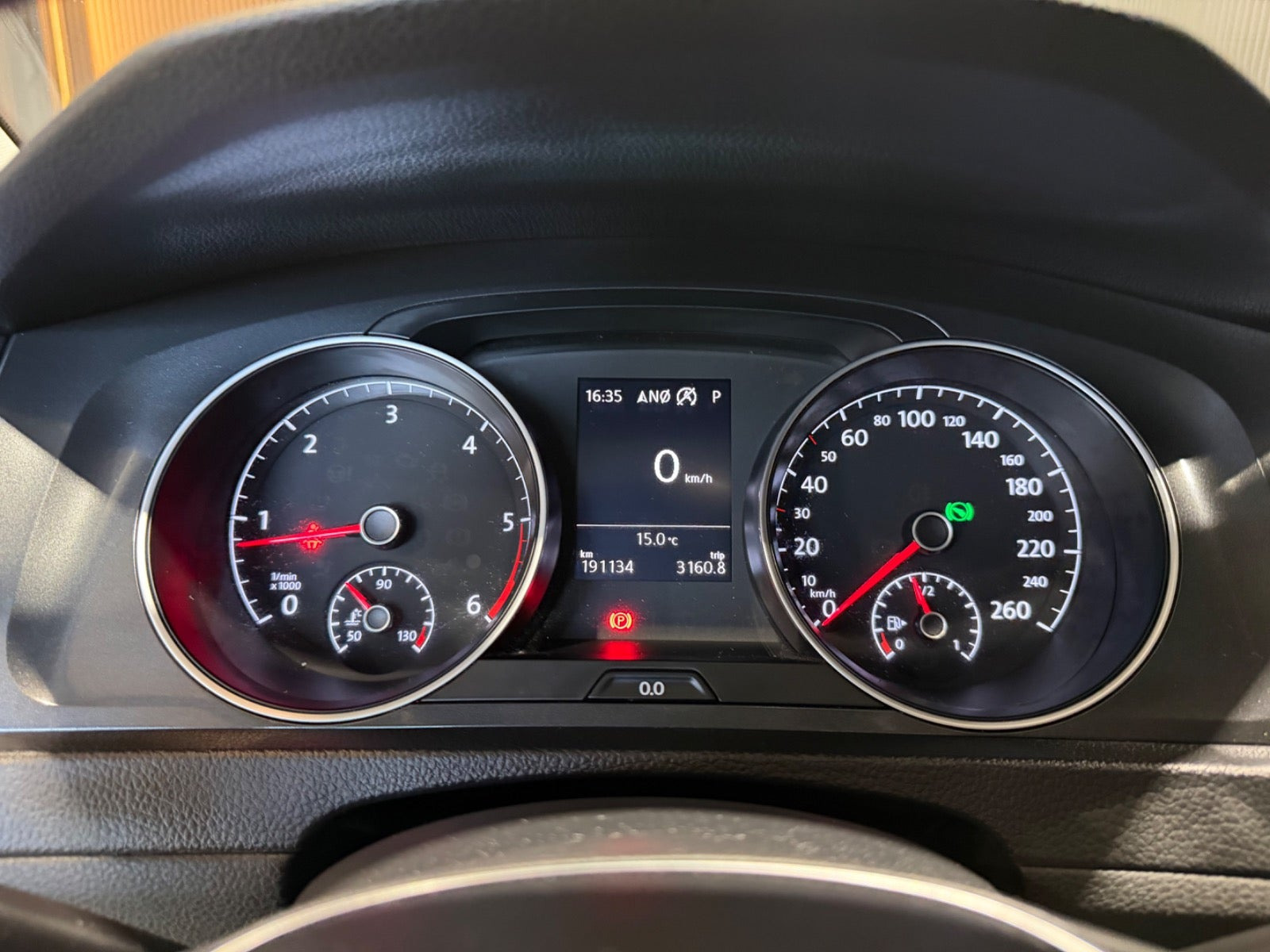 Sølv VW Golf VII fra 2018