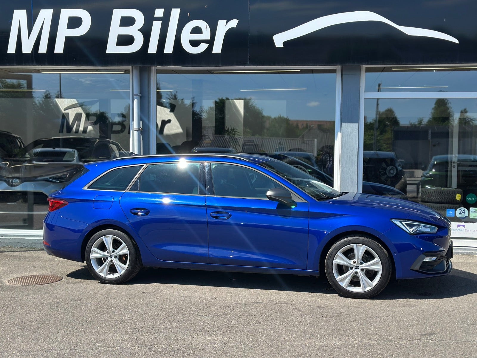 Blå Seat Leon fra 2020
