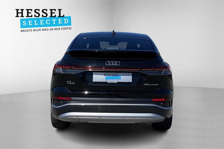 Sort Audi Q4 e-tron fra 2025